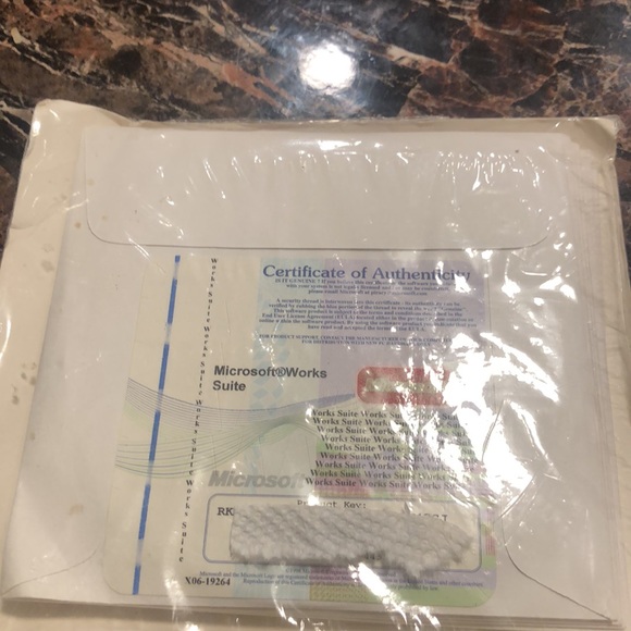 MICROSOFT WORKS SUITE 2001 SEALED WORD 2000 MONEY 2001 ENCARTA 6.0 w KEY - Picture 11 of 12